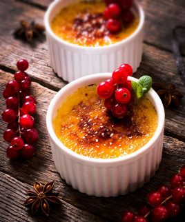 Christmas Brulee Scented Candle