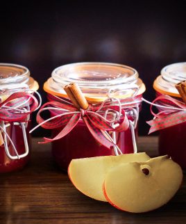Cranberry Apple Marmalade Scented Candle
